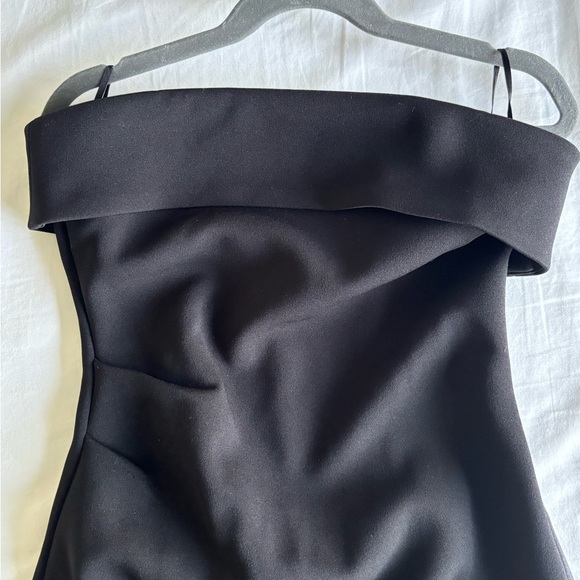 Babaton Eyecatcher Dress - Picture 4 of 6
